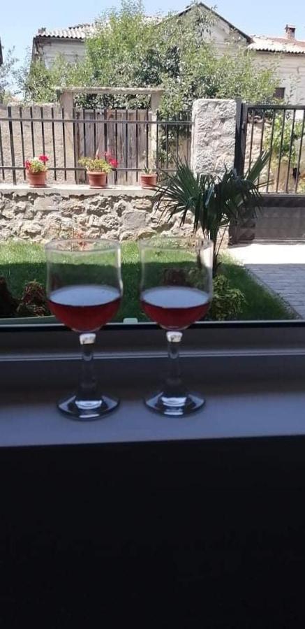 J&m Ohrid